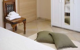Emy Guest House